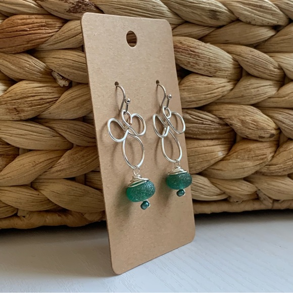 • NEW! [Handmade] Boho Earrings • - Picture 2 of 10